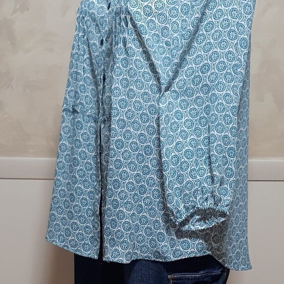 Terra & Sky womans blouse size 0X [14w]  color cool water - Picture 3 of 7